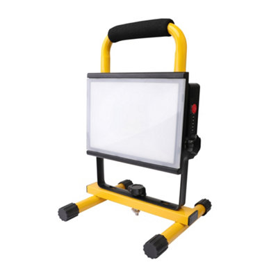 B&Q 20W Led Rechargeable Work Light, 2000Lm - Refurbished
