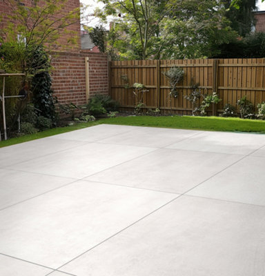 Duratile Designs River White Matt Natural Stone Effect Textured Porcelain Outdoor Floor Tile, Pack Of 1, (L)900Mm (W)600Mm